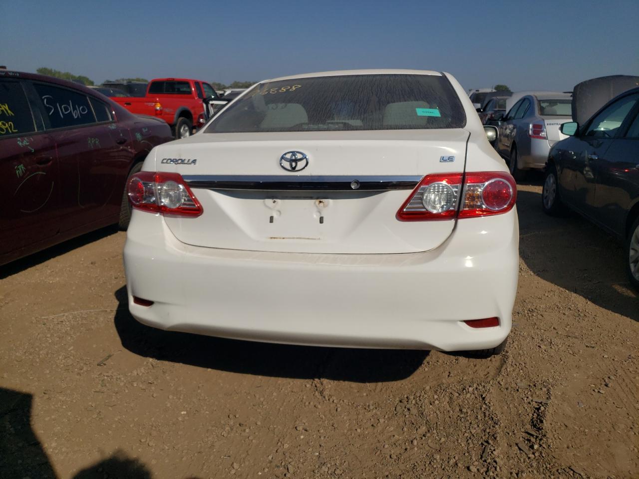 2011 Toyota Corolla Base VIN: 2T1BU4EE8BC615638 Lot: 68639154