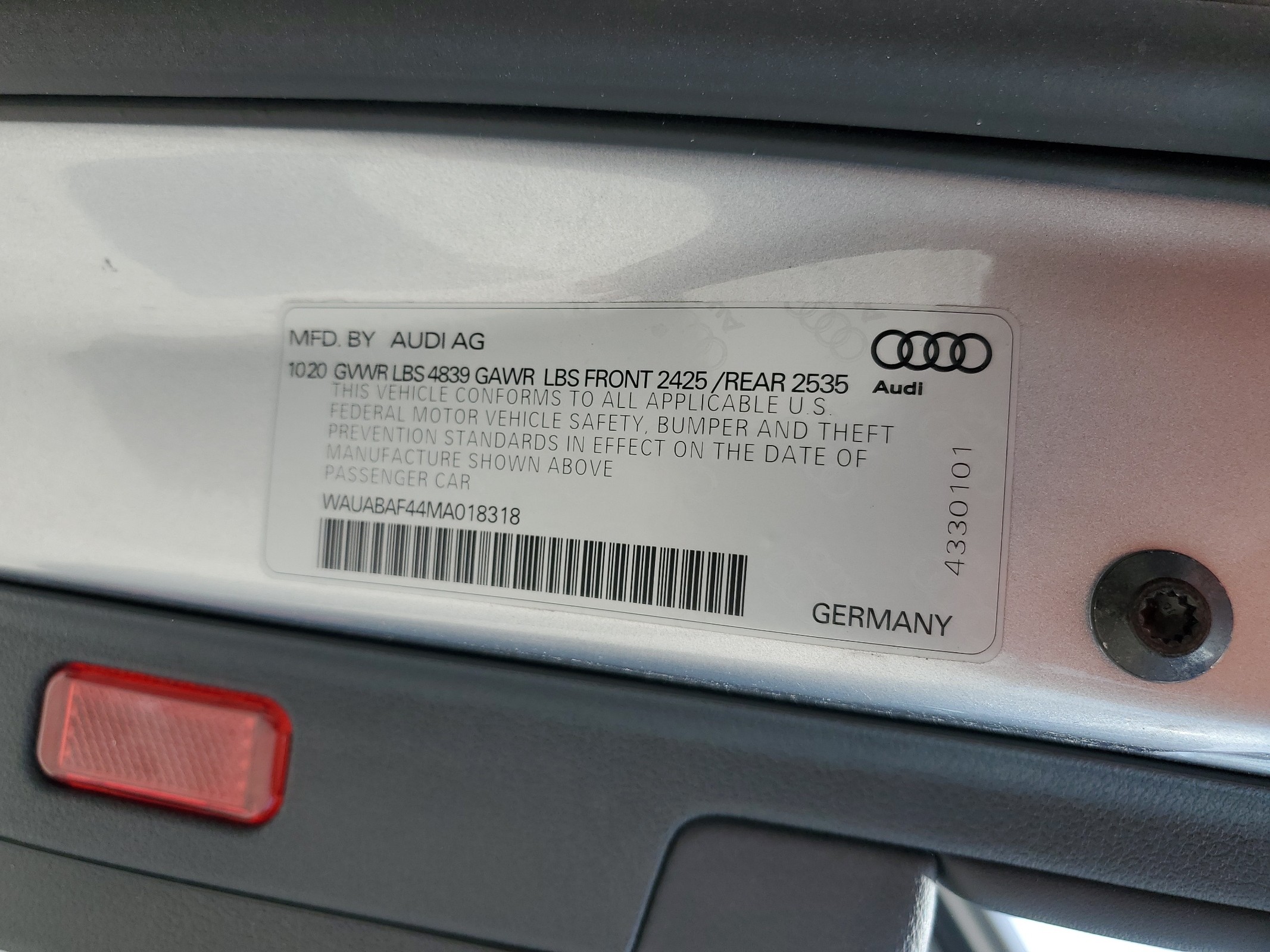 WAUABAF44MA018318 2021 Audi A4 Premium 40