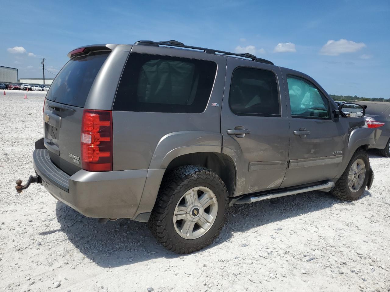 2012 Chevrolet Tahoe - Image 3