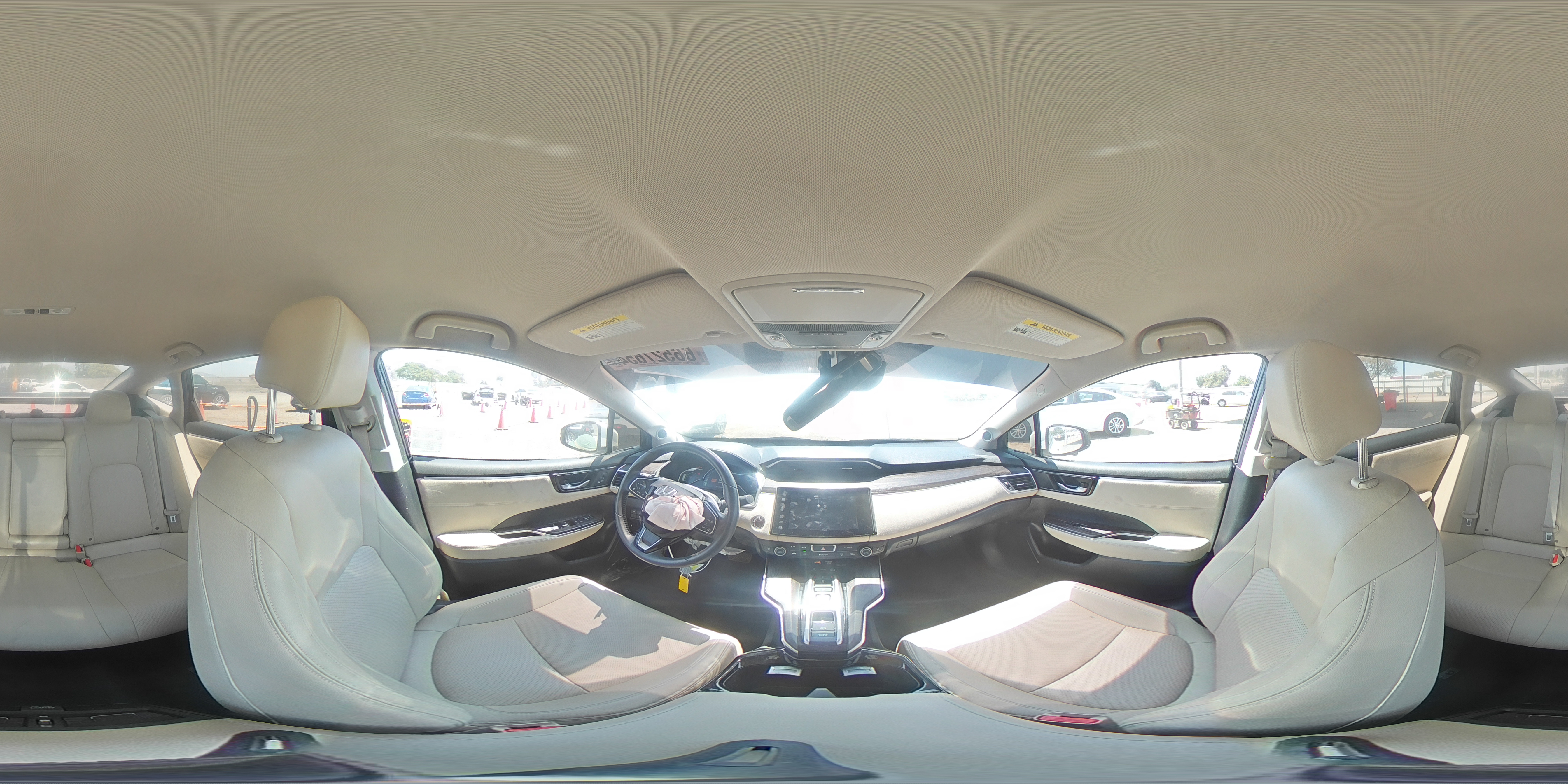 2018 Honda Clarity Touring VIN: JHMZC5F38JC010593 Lot: 66527654