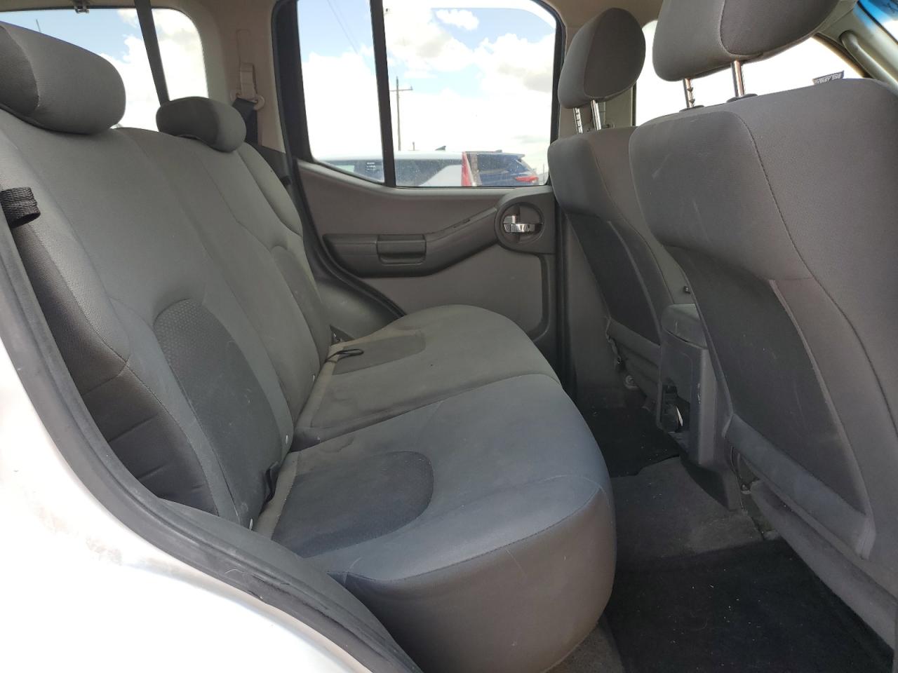 2009 Nissan XTerra - Image 11