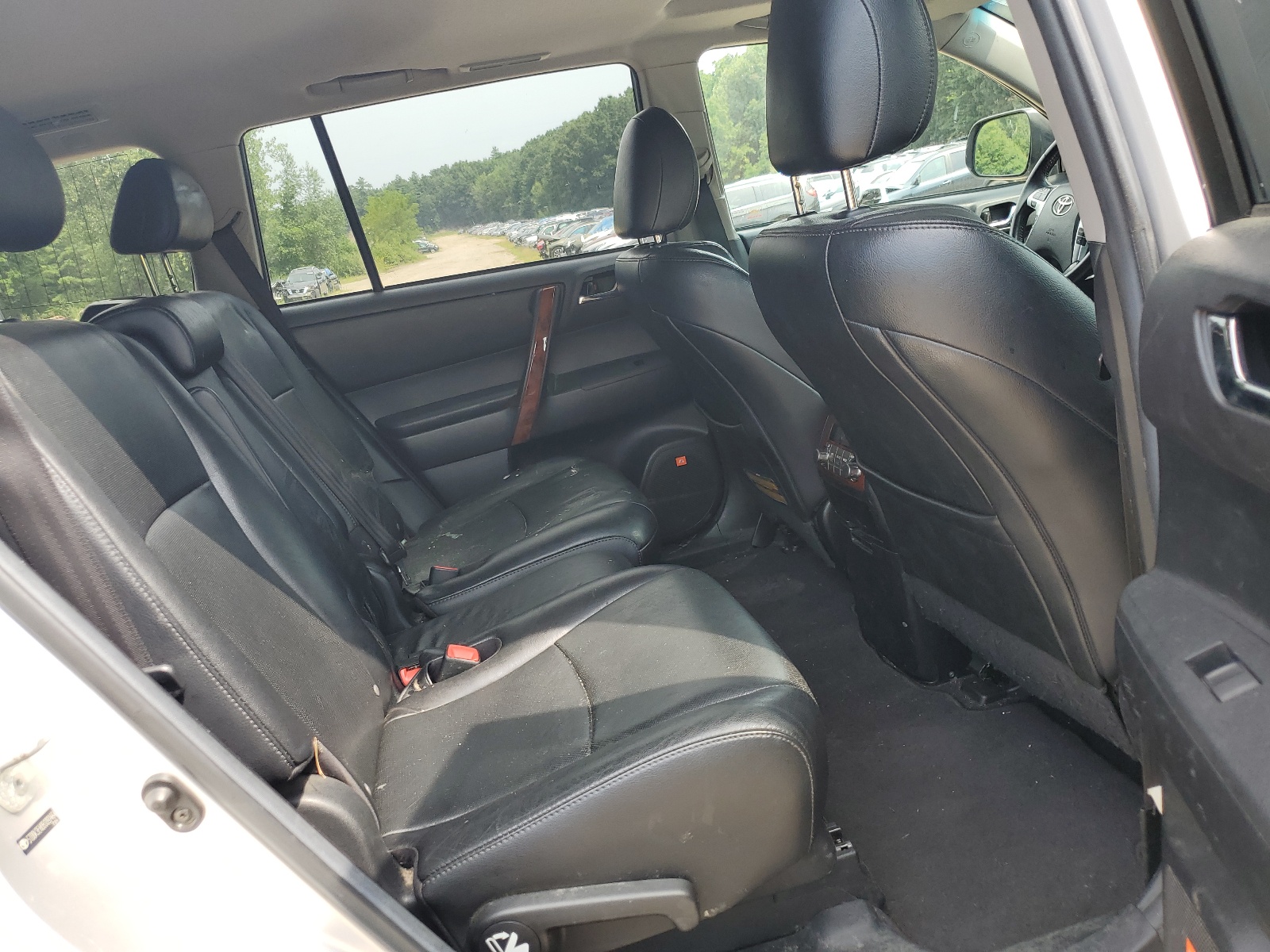 5TDDK3EH0BS092464 2011 Toyota Highlander Limited