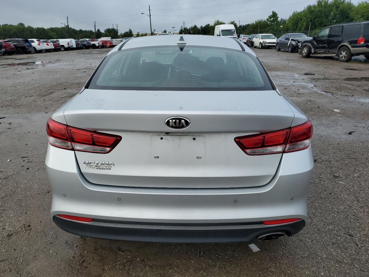 5XXGT4L31JG251788 2018 Kia Optima Lx