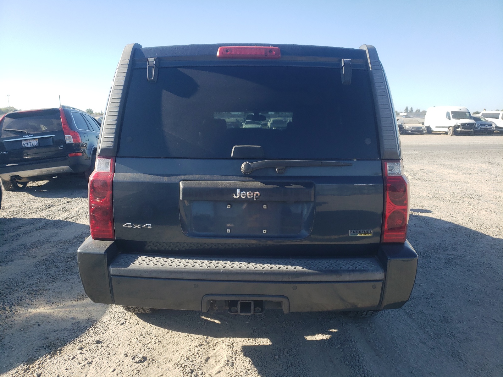 1J8HG48P27C536862 2007 Jeep Commander