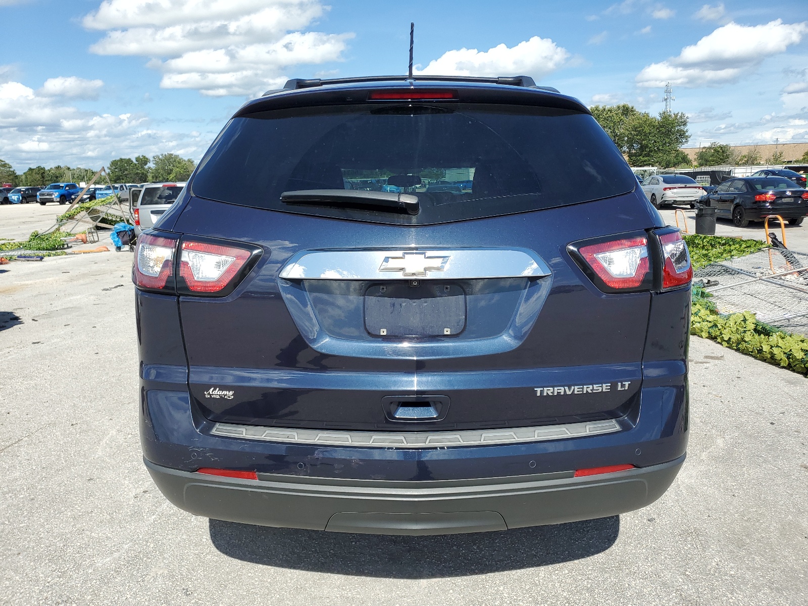 1GNKRGKD5FJ358857 2015 Chevrolet Traverse Lt