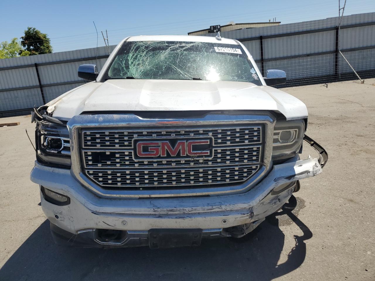 2018 GMC Sierra - Image 5