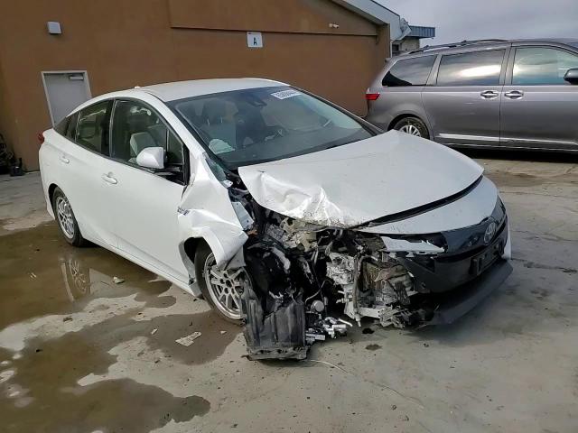 2018 Toyota Prius Prime VIN: JTDKARFP4J3086668 Lot: 65868444
