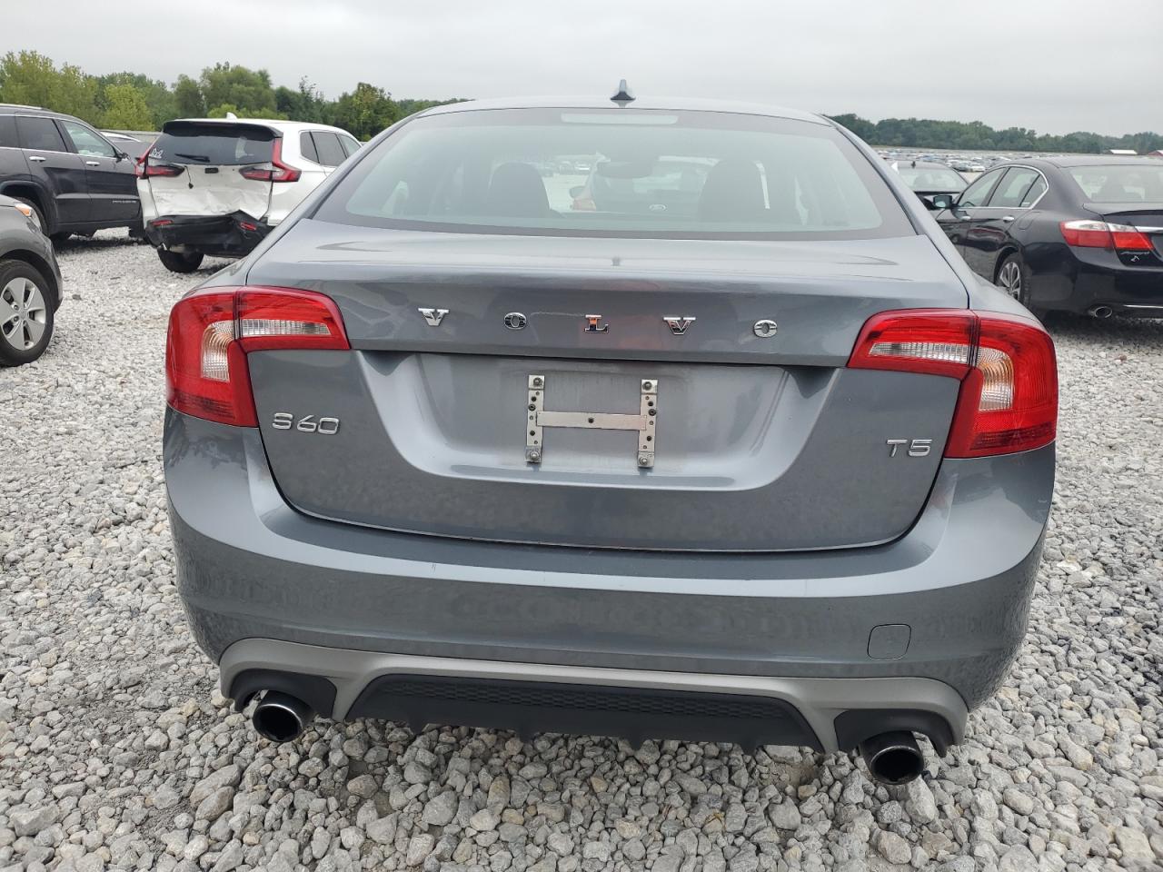 2017 Volvo S60 VIN: YV126MFL8H2421524 Lot: 68370494