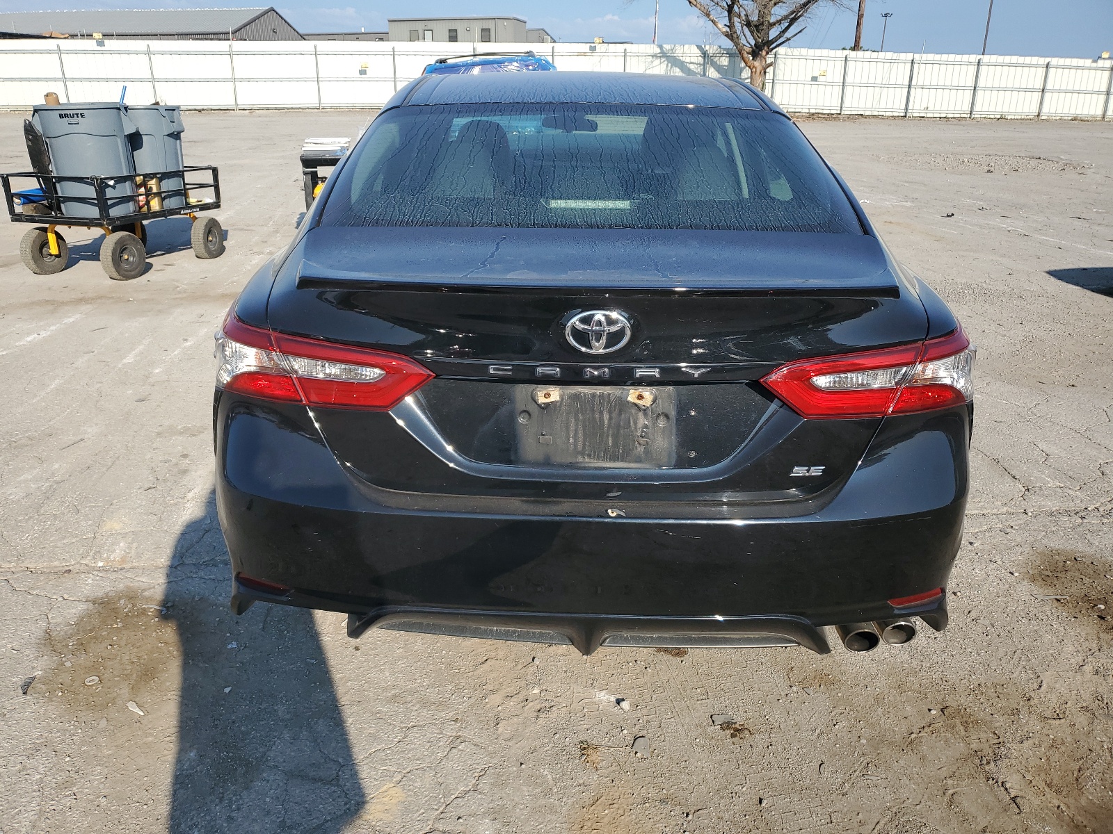 4T1B11HK5JU675026 2021 Toyota Camry L