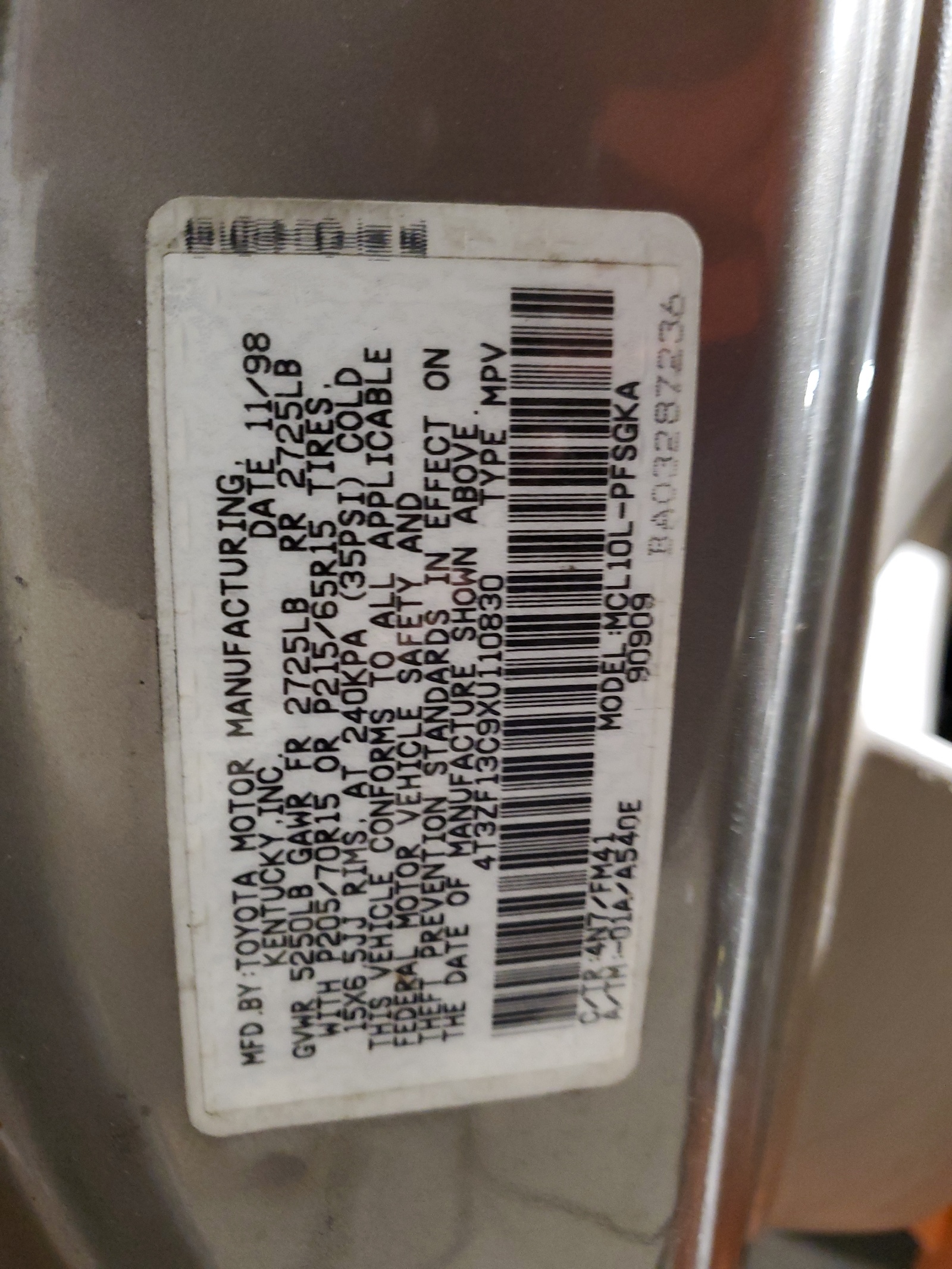 4T3ZF13C9XU110830 1999 Toyota Sienna Le