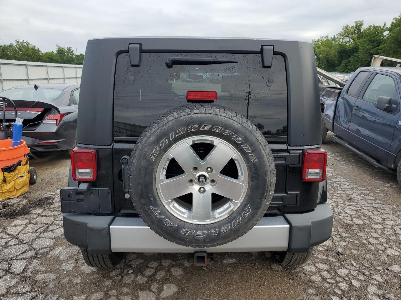 1J4GA591X8L553599 2008 Jeep Wrangler Unlimited Sahara