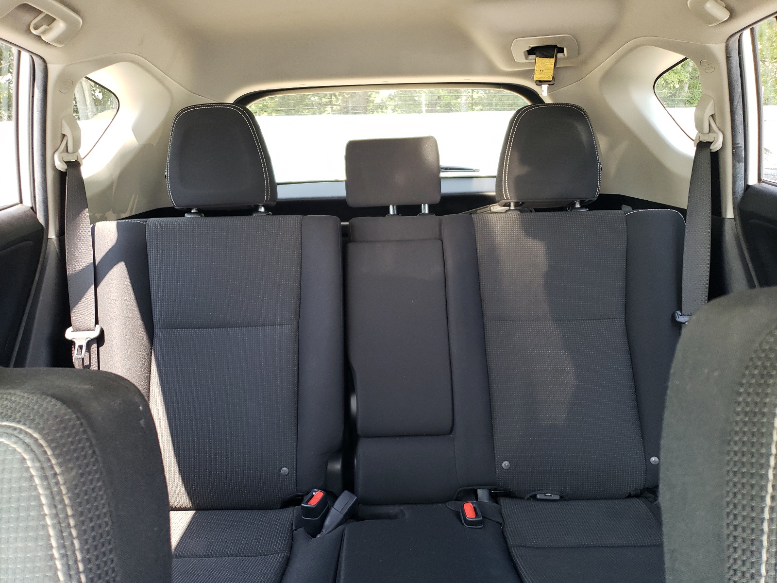 JTMRFREVXHJ145471 2017 Toyota Rav4 Xle