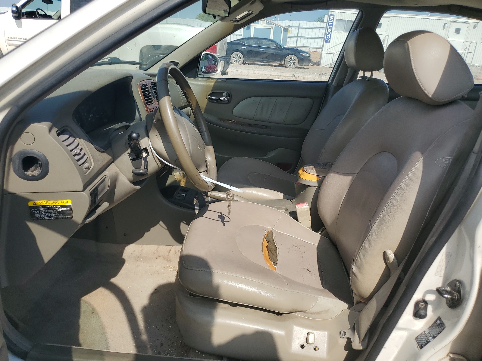 KMHWF35VX1A457890 2001 Hyundai Sonata Gls