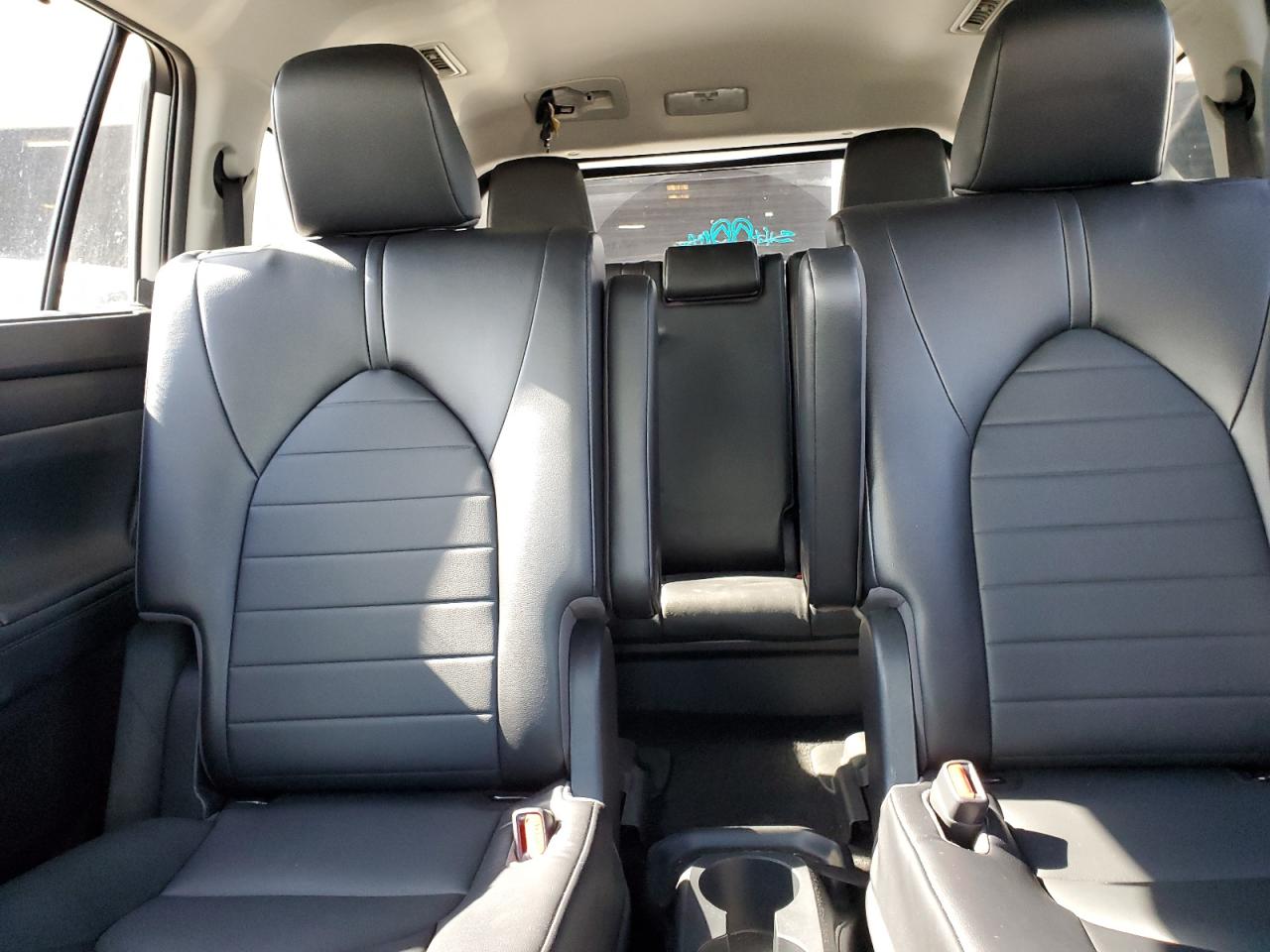 2022 Toyota Highlander Xle VIN: 5TDGZRAH8NS107329 Lot: 68504814