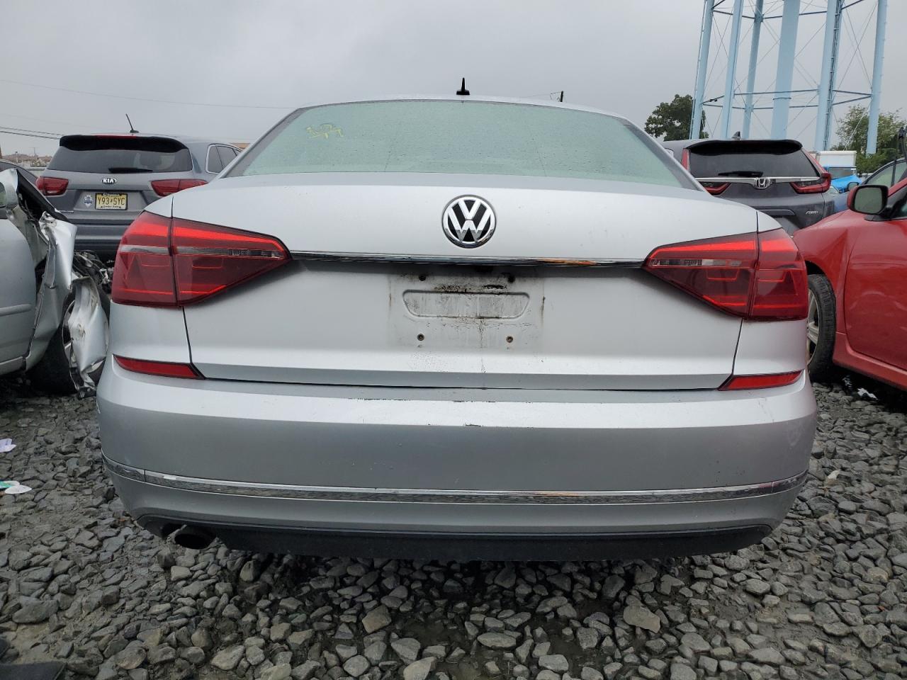 2017 Volkswagen Passat S VIN: 1VWAT7A3XHC055544 Lot: 66406594