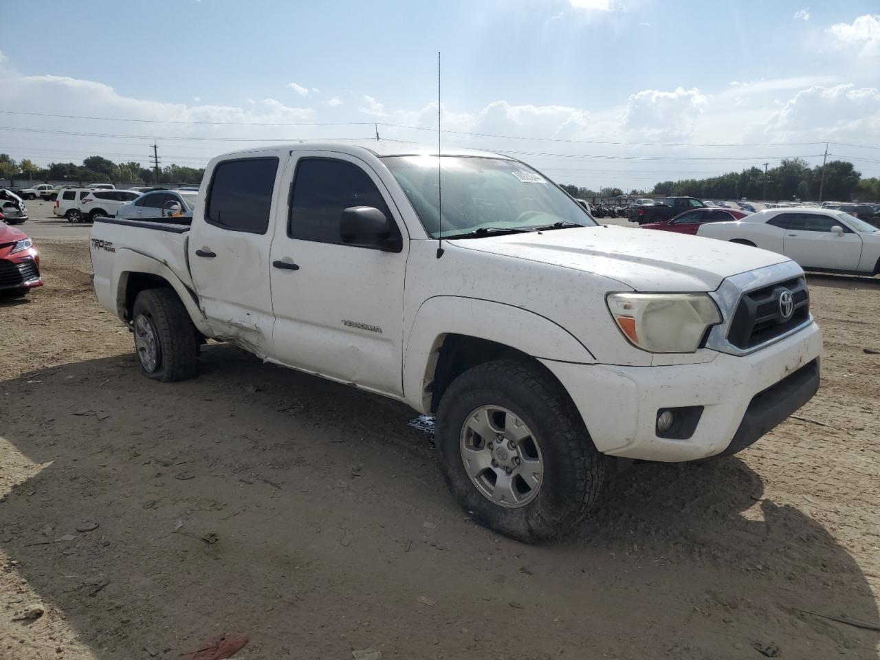 VIN 3TMJU4GN8EM167955 2014 TOYOTA TACOMA no.4