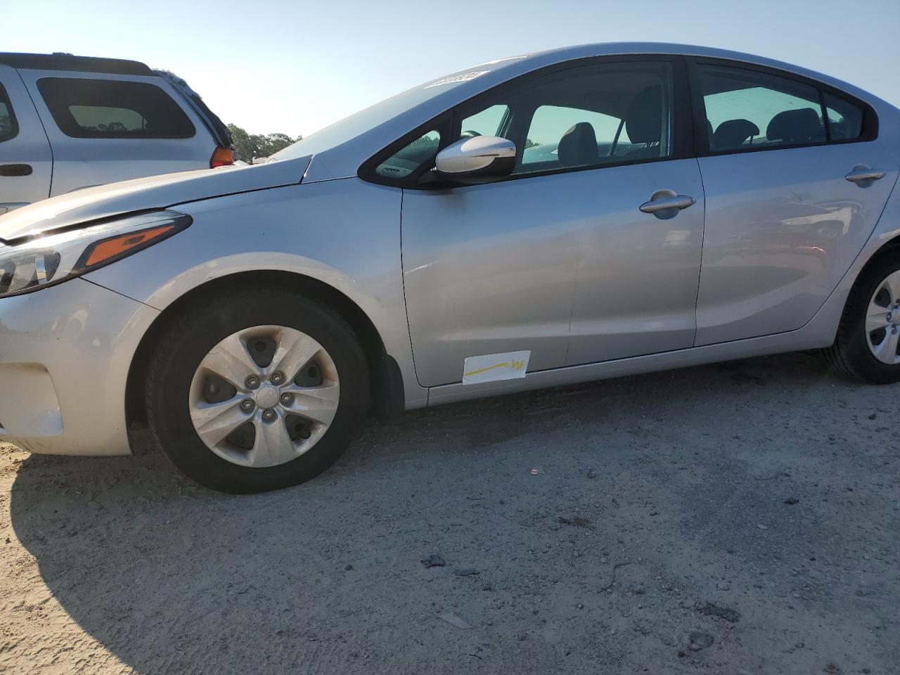 2018 Kia Forte Lx VIN: 3KPFK4A73JE227523 Lot: 68099924