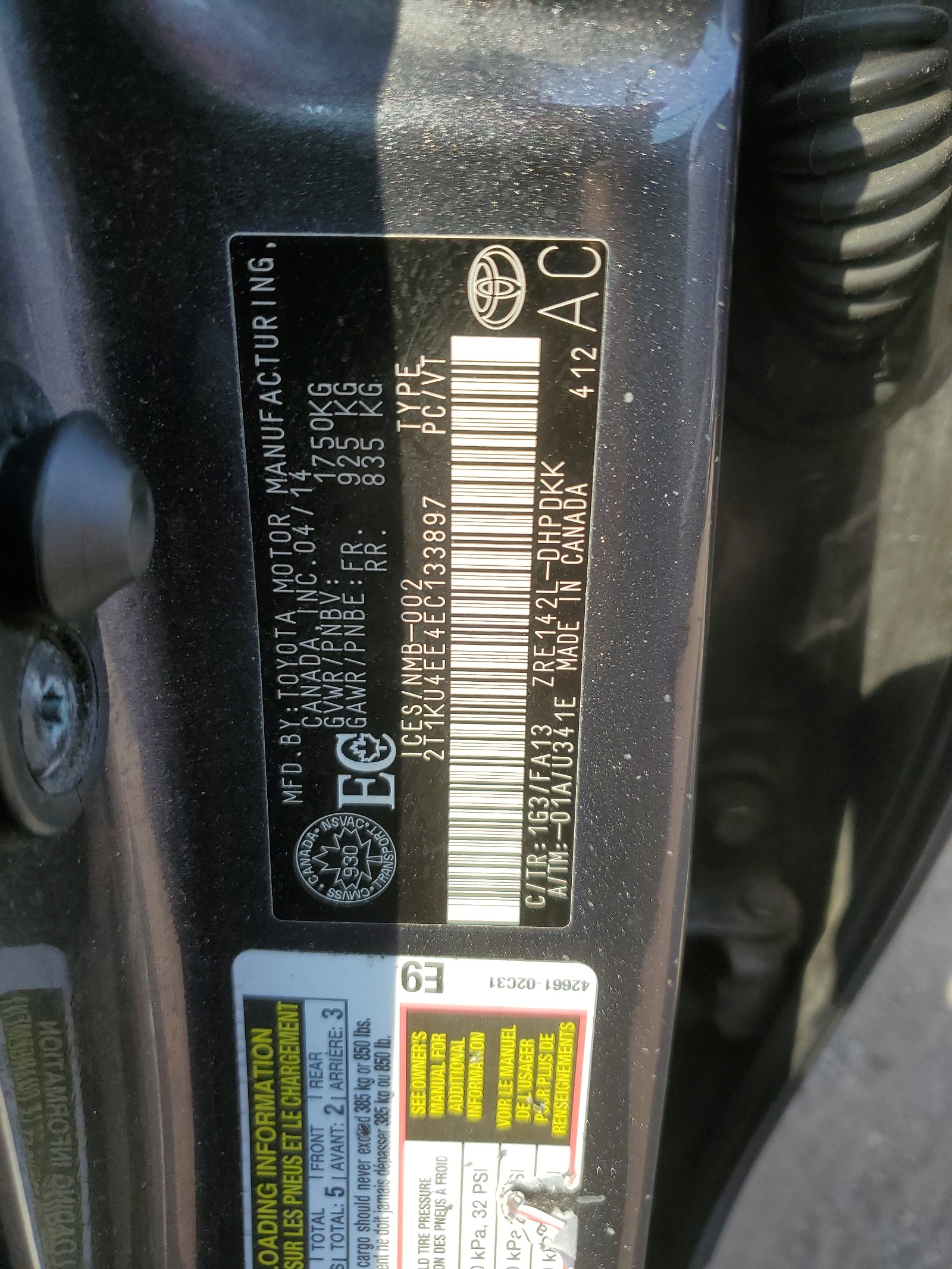 2T1KU4EE4EC133897 2014 Toyota Matrix Base