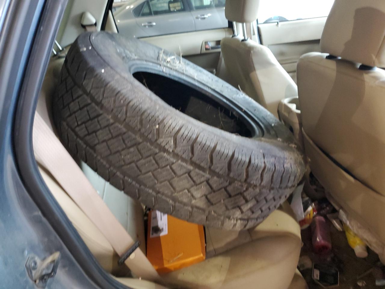 2011 Ford Escape Limited VIN: 1FMCU0E72BKA36637 Lot: 67327064