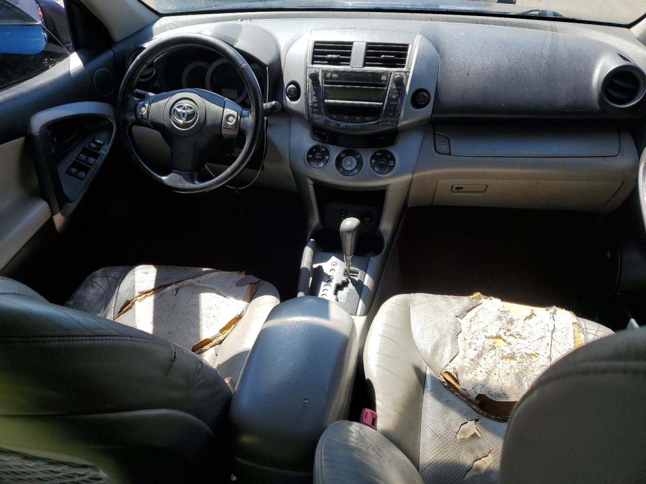 2007 Toyota Rav4 Limited VIN: JTMBD31V175117558 Lot: 66695174