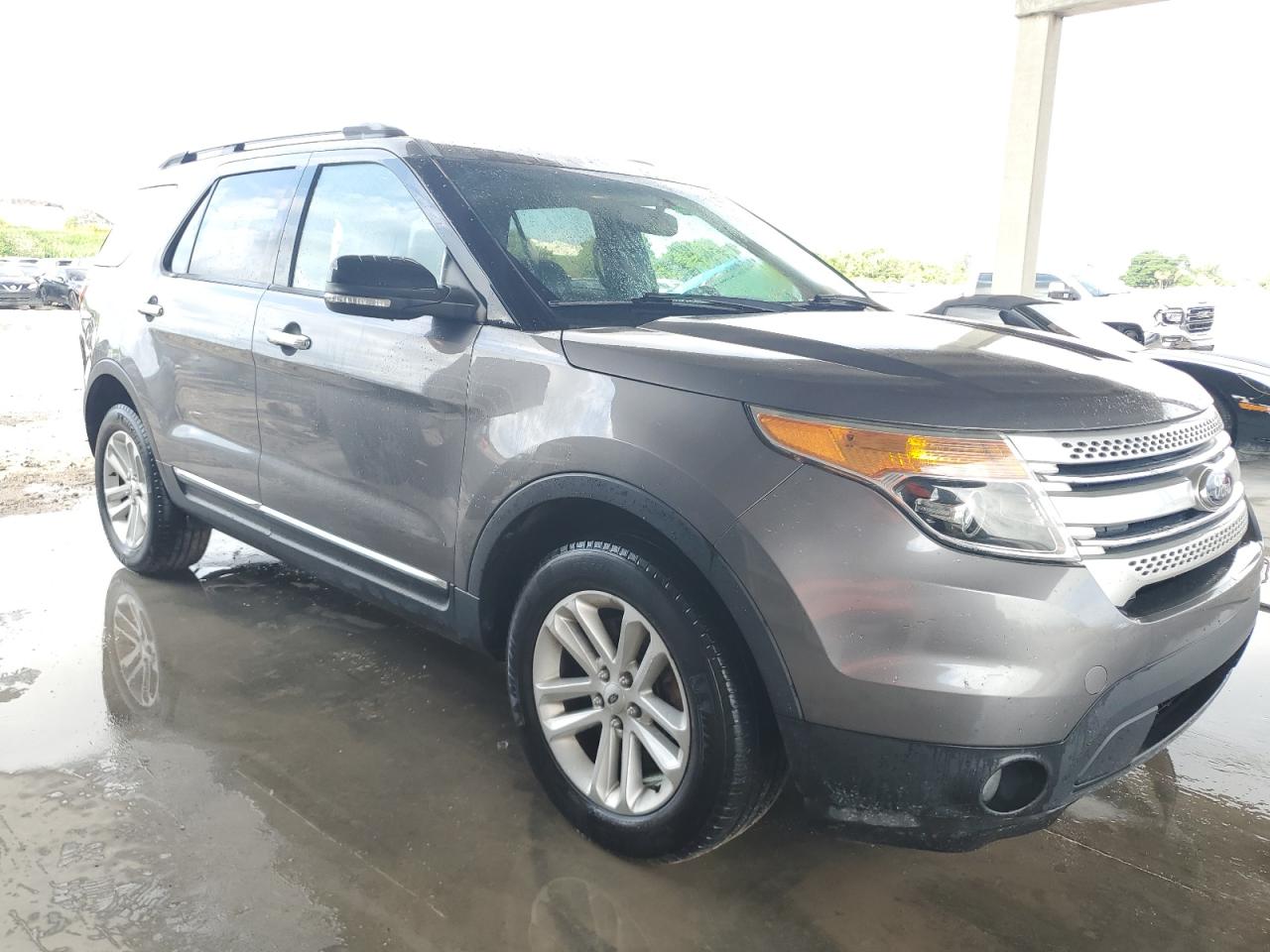 2014 Ford Explorer - Image 4