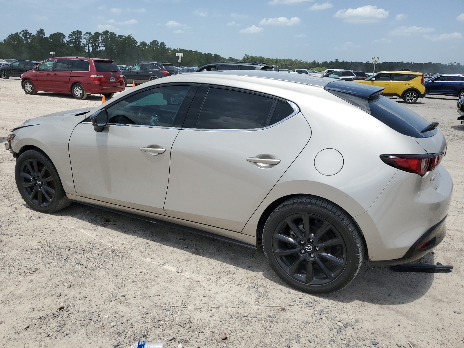 2022 Mazda 3 vin: JM1BPBJY3N1501955