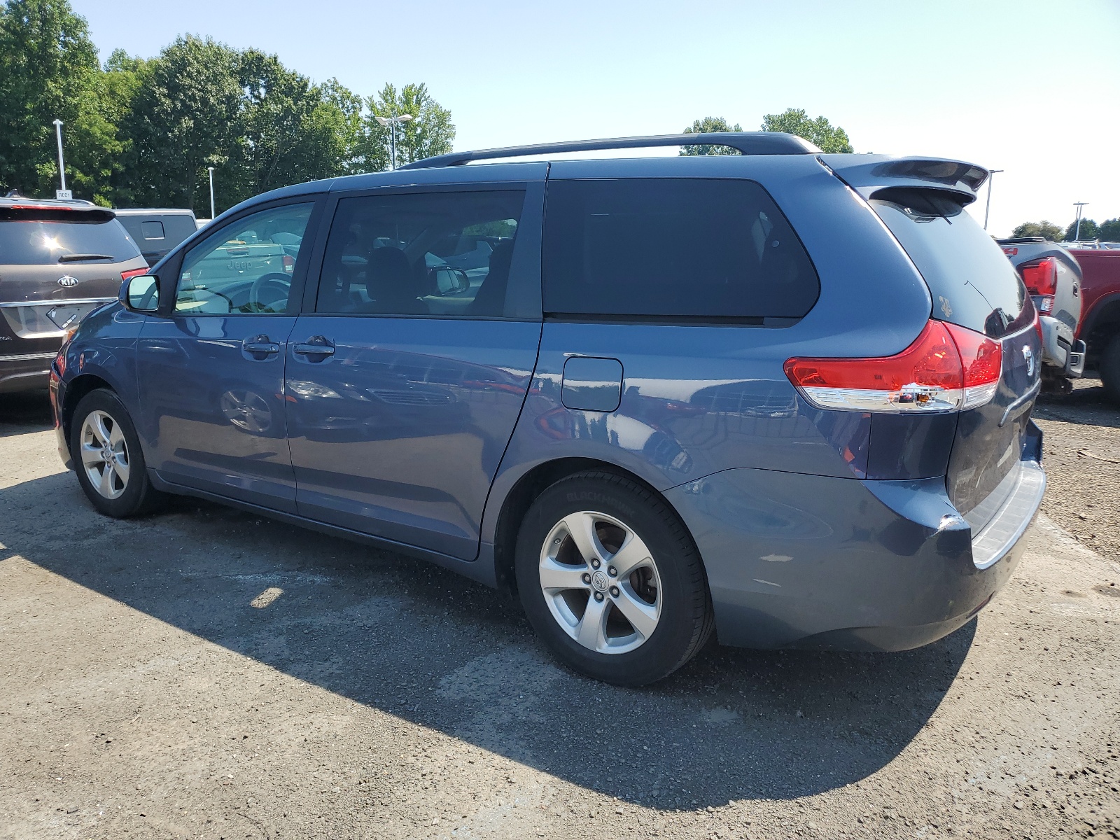 2014 Toyota Sienna Le vin: 5TDKK3DC2ES484086