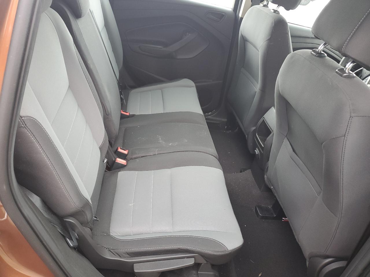 2017 Ford Escape S VIN: 1FMCU0F70HUE02431 Lot: 63805024