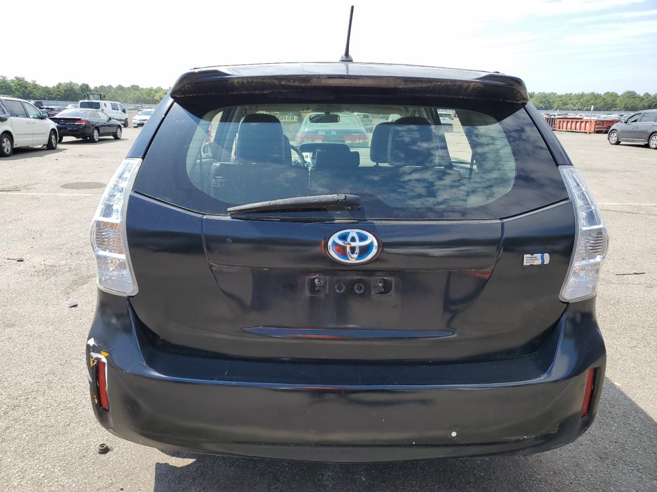 JTDZN3EU5EJ003077 2014 Toyota Prius V