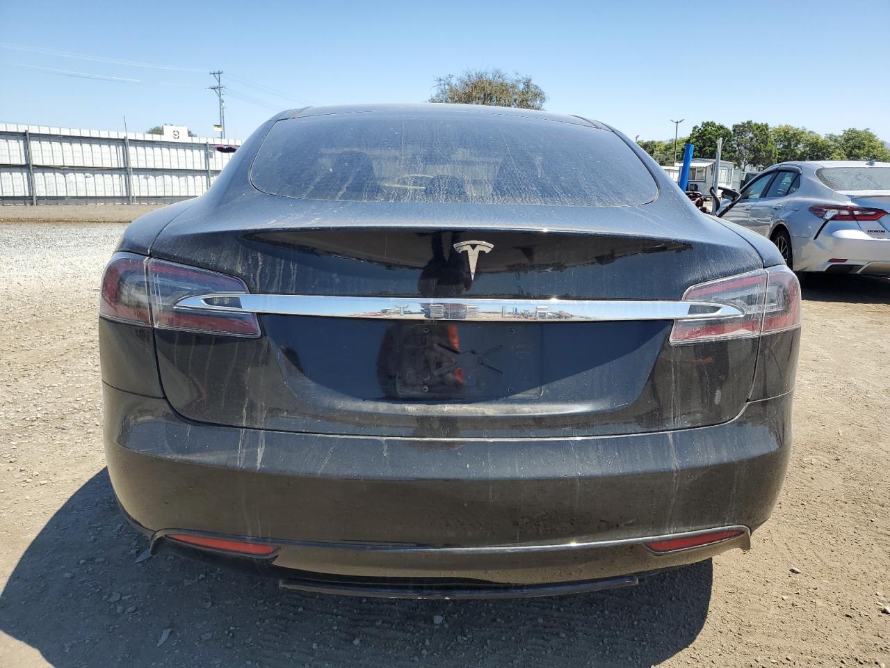 5YJSA1DN6DFP17639 2013 Tesla Model S