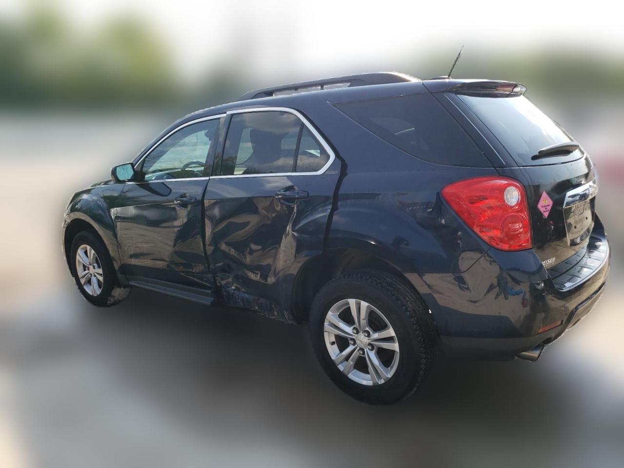 2GNFLBE35F6275743 2015 CHEVROLET EQUINOX - Image 2