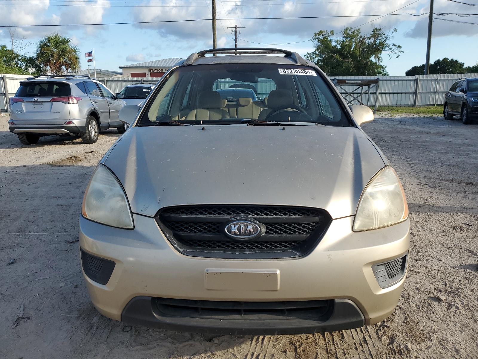 KNAFG525577088165 2007 Kia Rondo Base