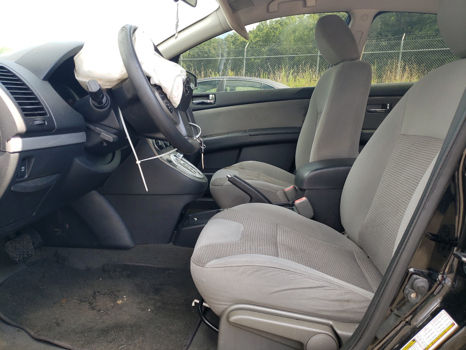 3N1AB6APXBL693083 2011 Nissan Sentra 2.0