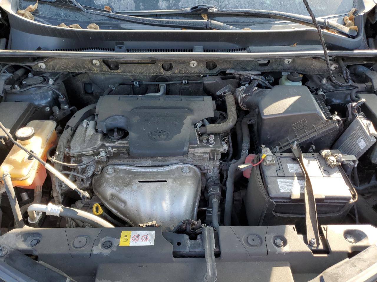 2017 Toyota Rav4 Xle VIN: JTMWFREV8HD102314 Lot: 58611674