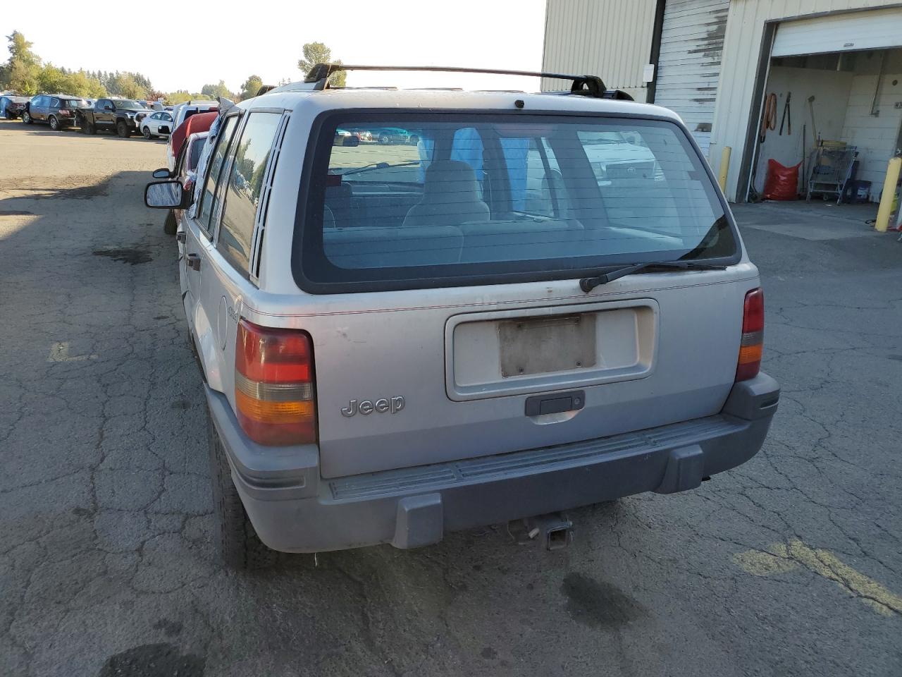 1994 Jeep Grand Cherokee Laredo VIN: 1J4GZ58S3RC337663 Lot: 68394954