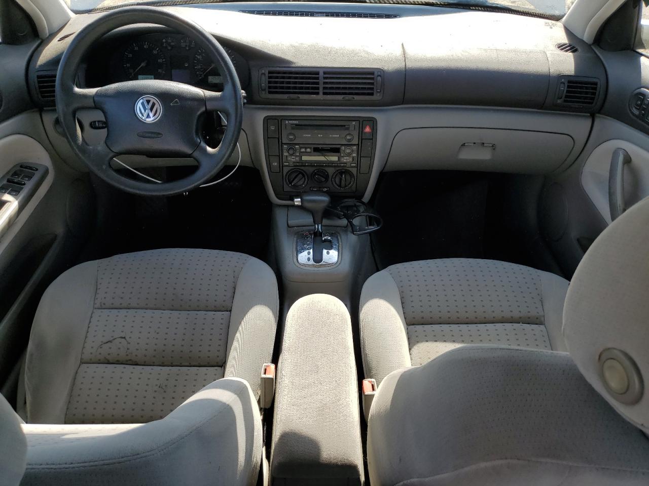 2000 Volkswagen Passat Gls VIN: WVWNA23B9YE238584 Lot: 65490944