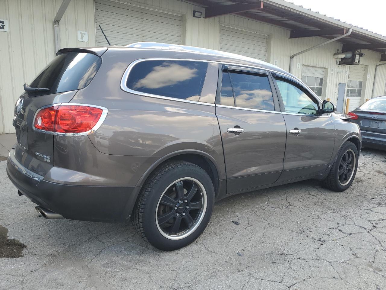 2010 Buick Enclave - Image 3