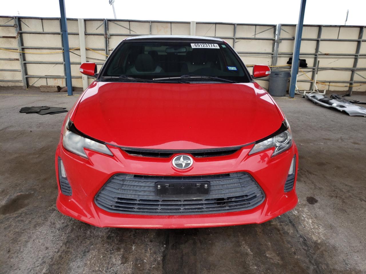 2016 Toyota tC - Image 5