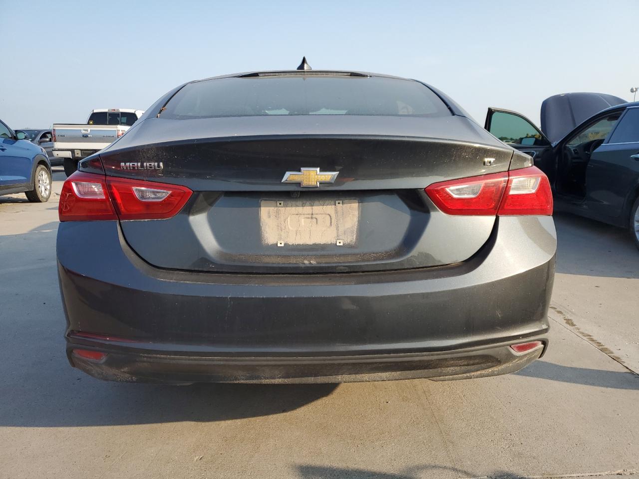 2018 Chevrolet Malibu Lt VIN: 1G1ZD5STXJF194723 Lot: 66565884