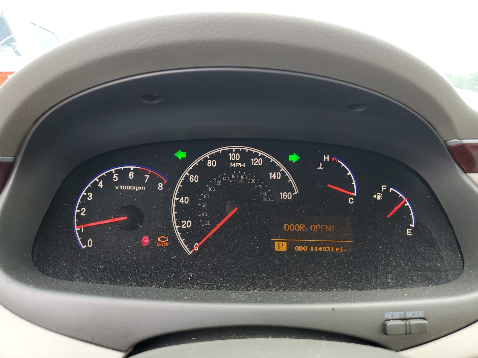 KMHFC46F76A132496 2006 Hyundai Azera Se