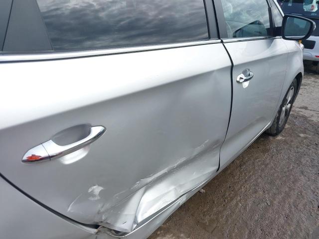 2013 KIA CARENS 2 E
