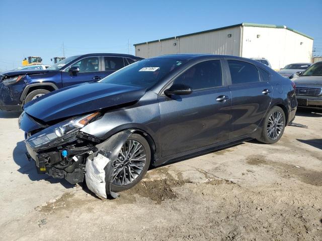 3KPF54AD2PE664208 Kia Forte GT L