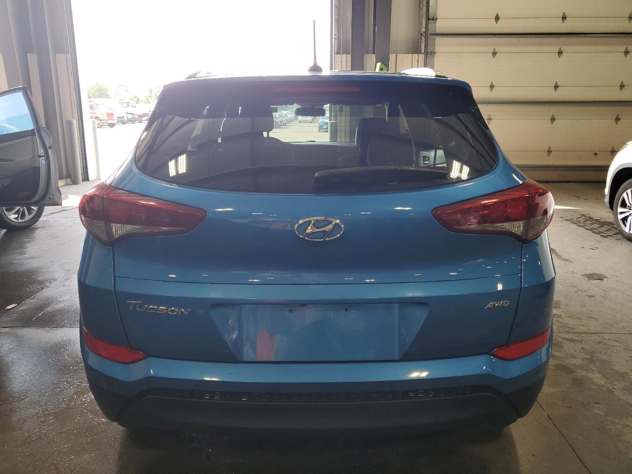 KM8J3CA45GU101807 2016 Hyundai Tucson Limited