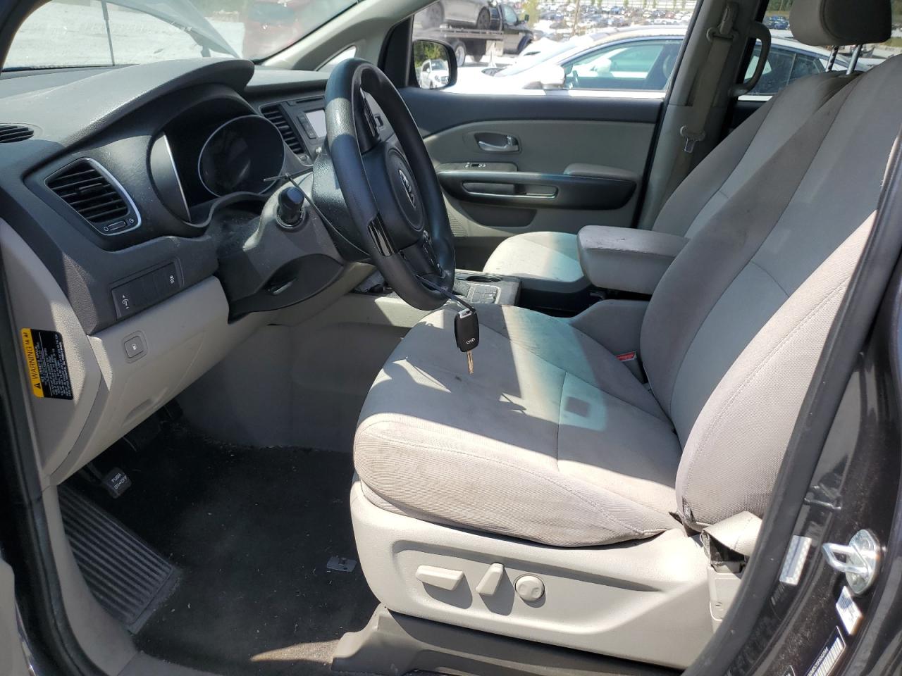 2015 Kia Sedona - Image 7