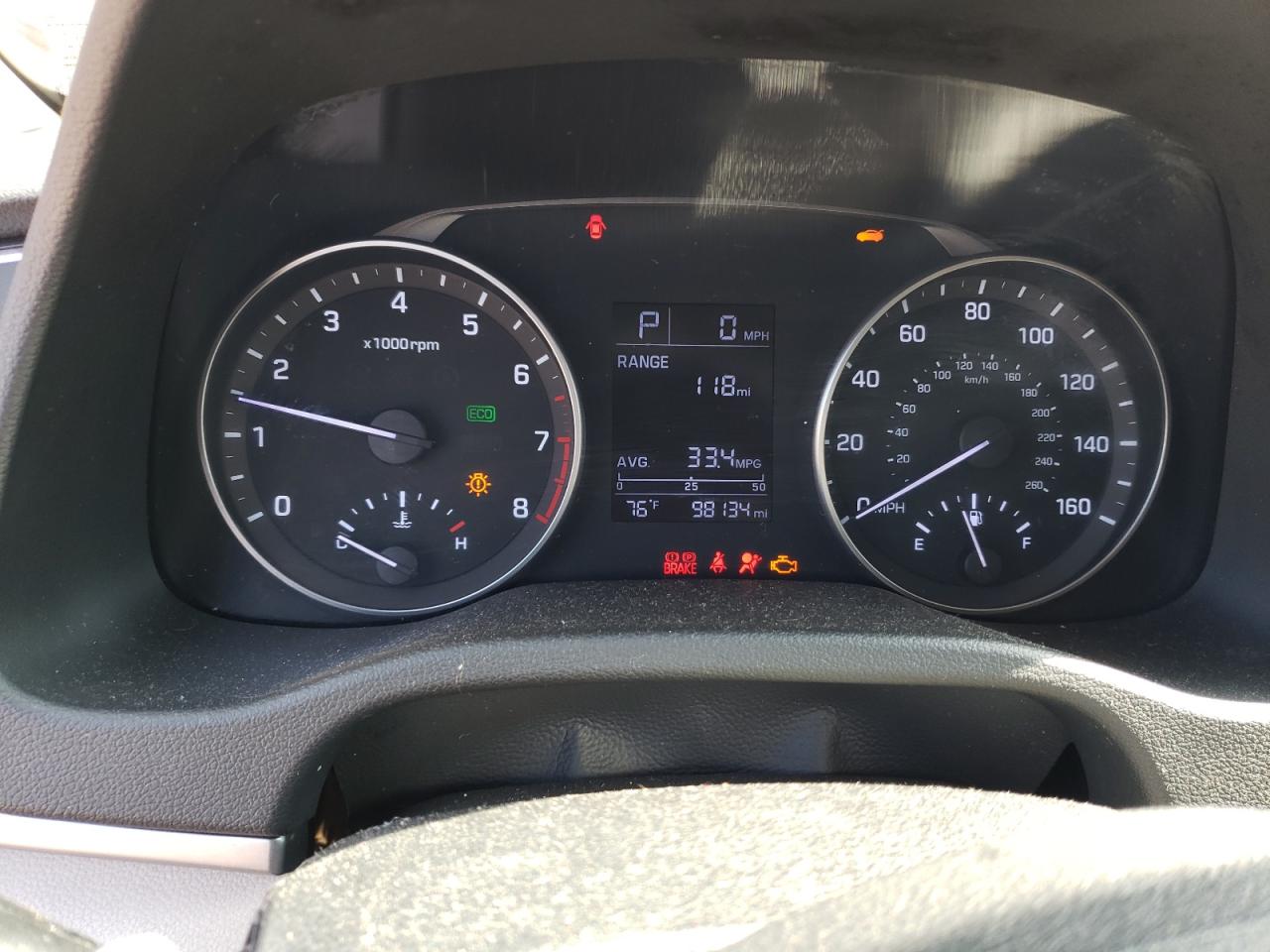 2017 Hyundai Elantra Se VIN: KMHD84LF3HU102992 Lot: 68503444