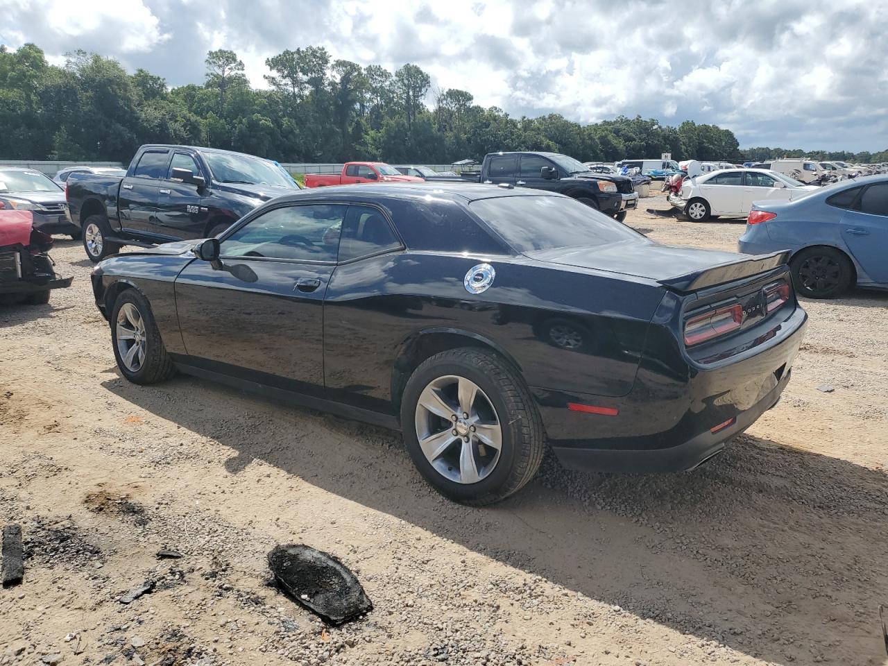 2018 Dodge Challenger - Image 2
