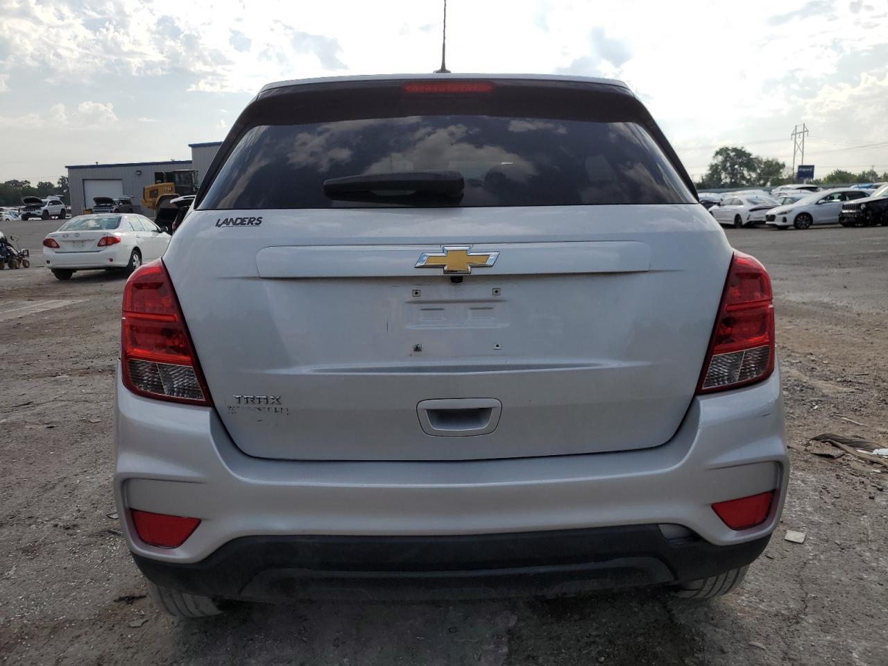 KL7CJKSB2MB303891 2021 Chevrolet Trax Ls