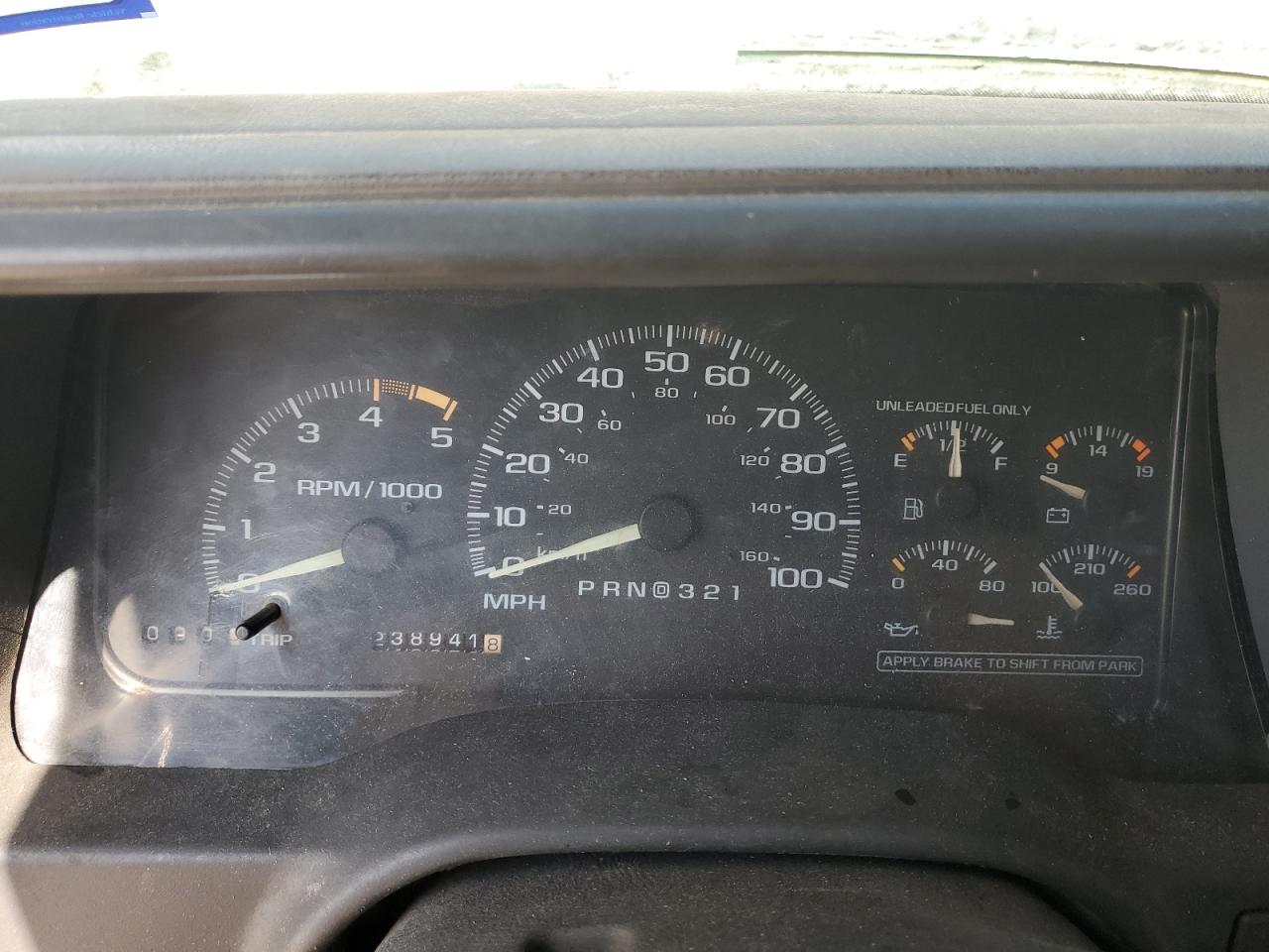 1996 Chevrolet Gmt-400 C2500 VIN: 1GCGC29RXTE183935 Lot: 67757414