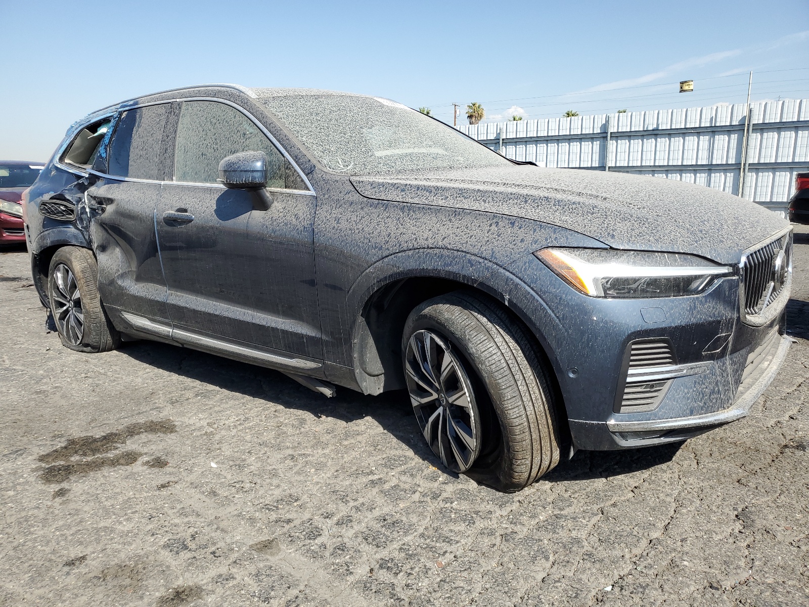 2023 Volvo Xc60 Plus vin: YV4L12RN8P1375897