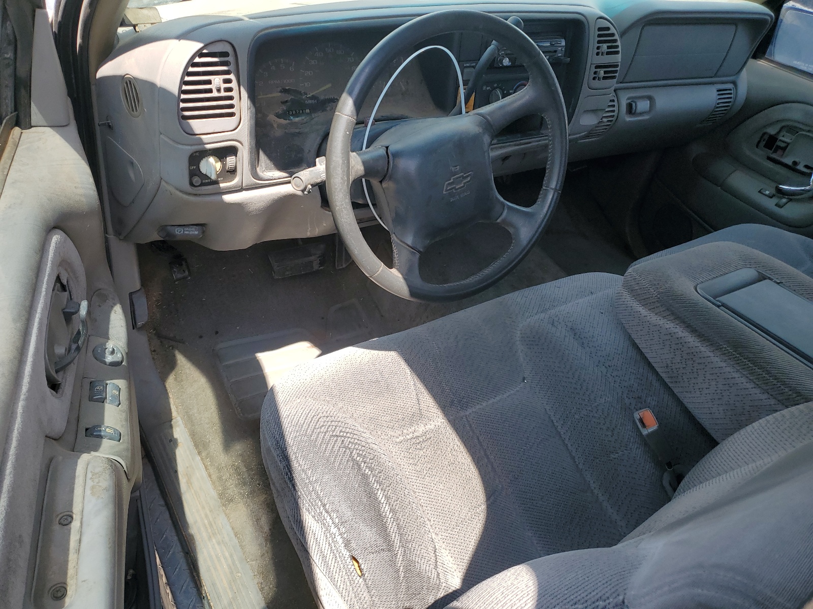 1GCEC19M9XR122242 1999 Chevrolet Gmt-400 C1500